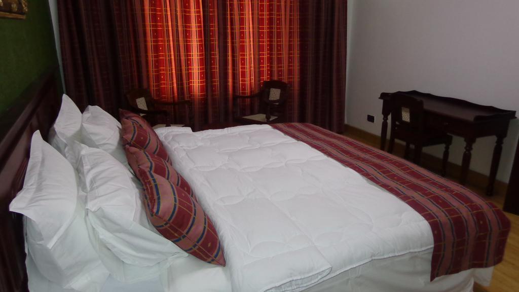 Eagle Palace Hotel ناكورو الغرفة الصورة