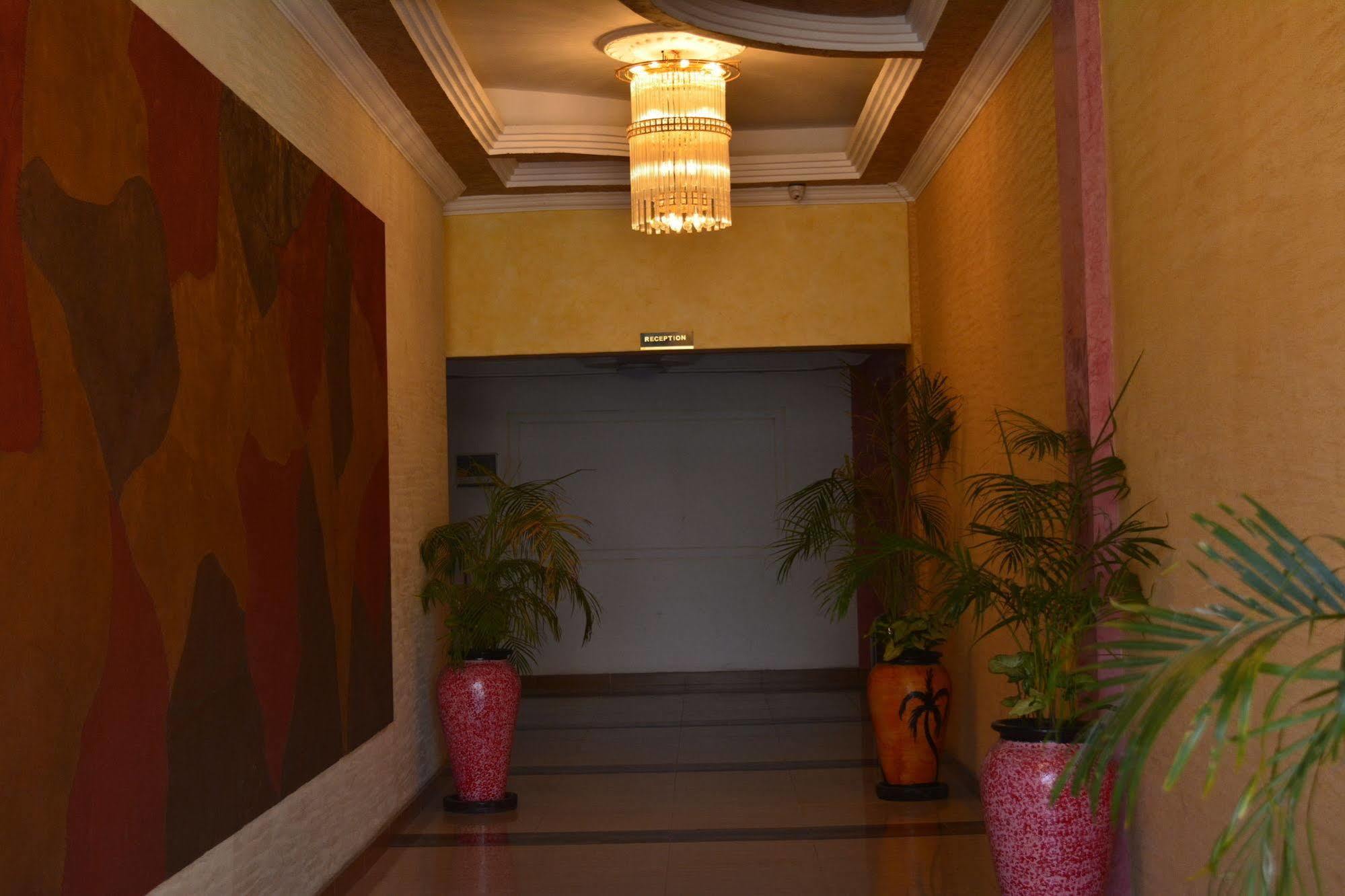 Eagle Palace Hotel ناكورو المظهر الخارجي الصورة